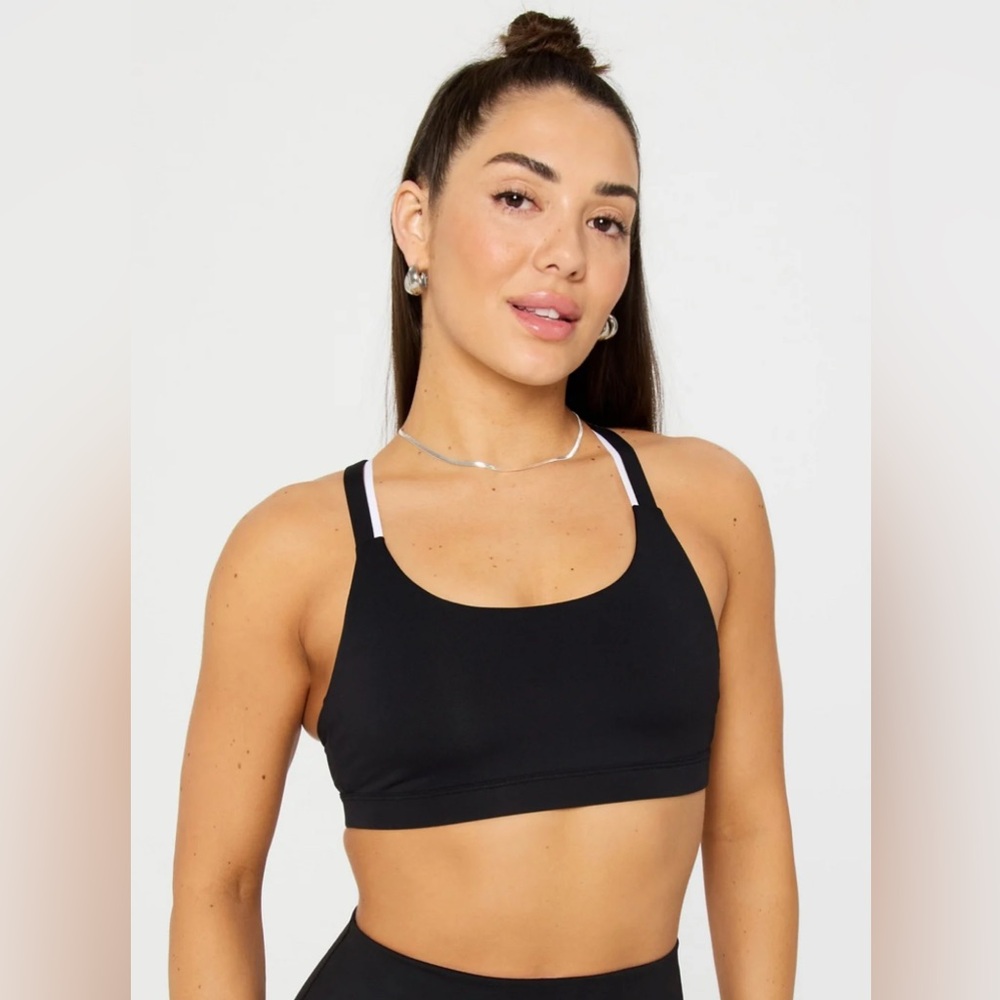 NWT - Fabletics Boost Low Impact Bra - Medium